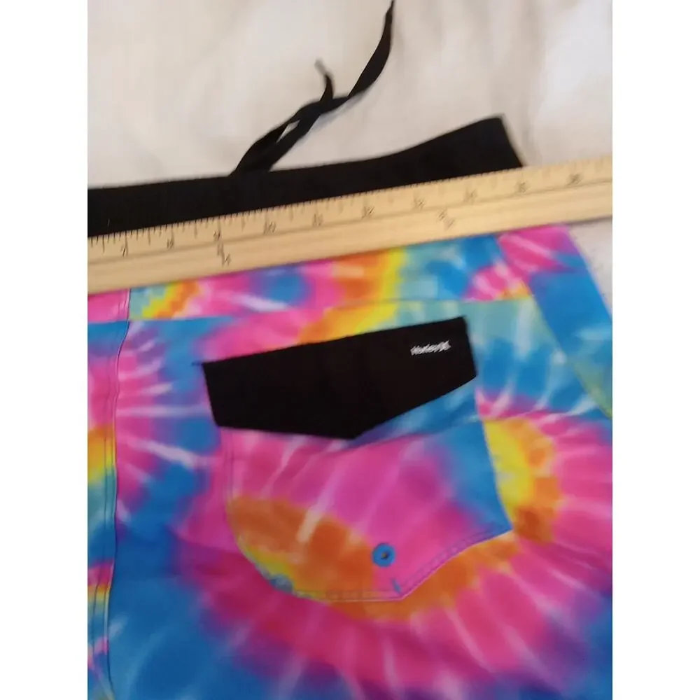 Boy's Youth Hurley Size 16 Board Shorts Swim NWOT